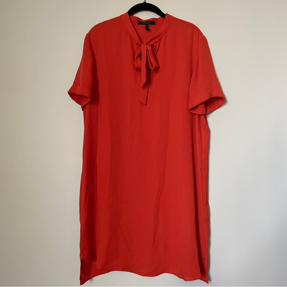 BCBG MAXAZRIA Dress with Neck Tie